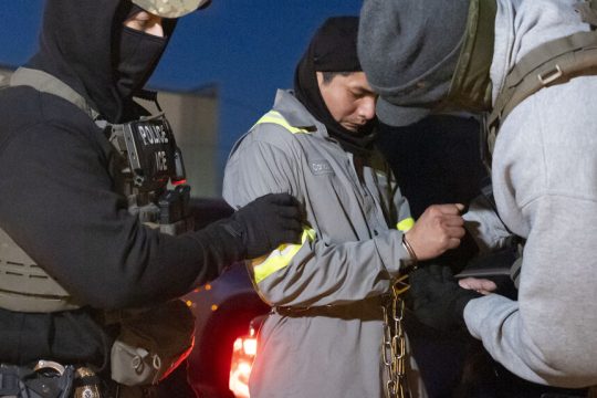 Συλλήψεις μεταναστών από την ICE στις ΗΠΑ